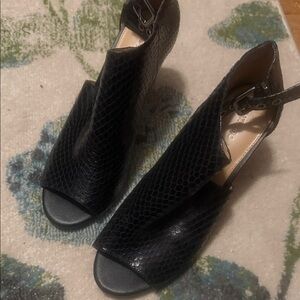 ANTONIO MELANI Black Textured Heels